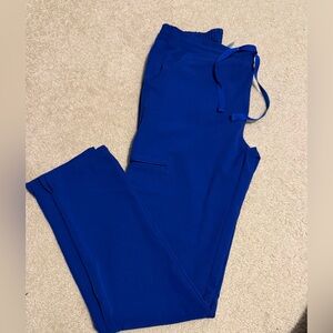 FIGS Yola Small/Tall mid-rise scrubs